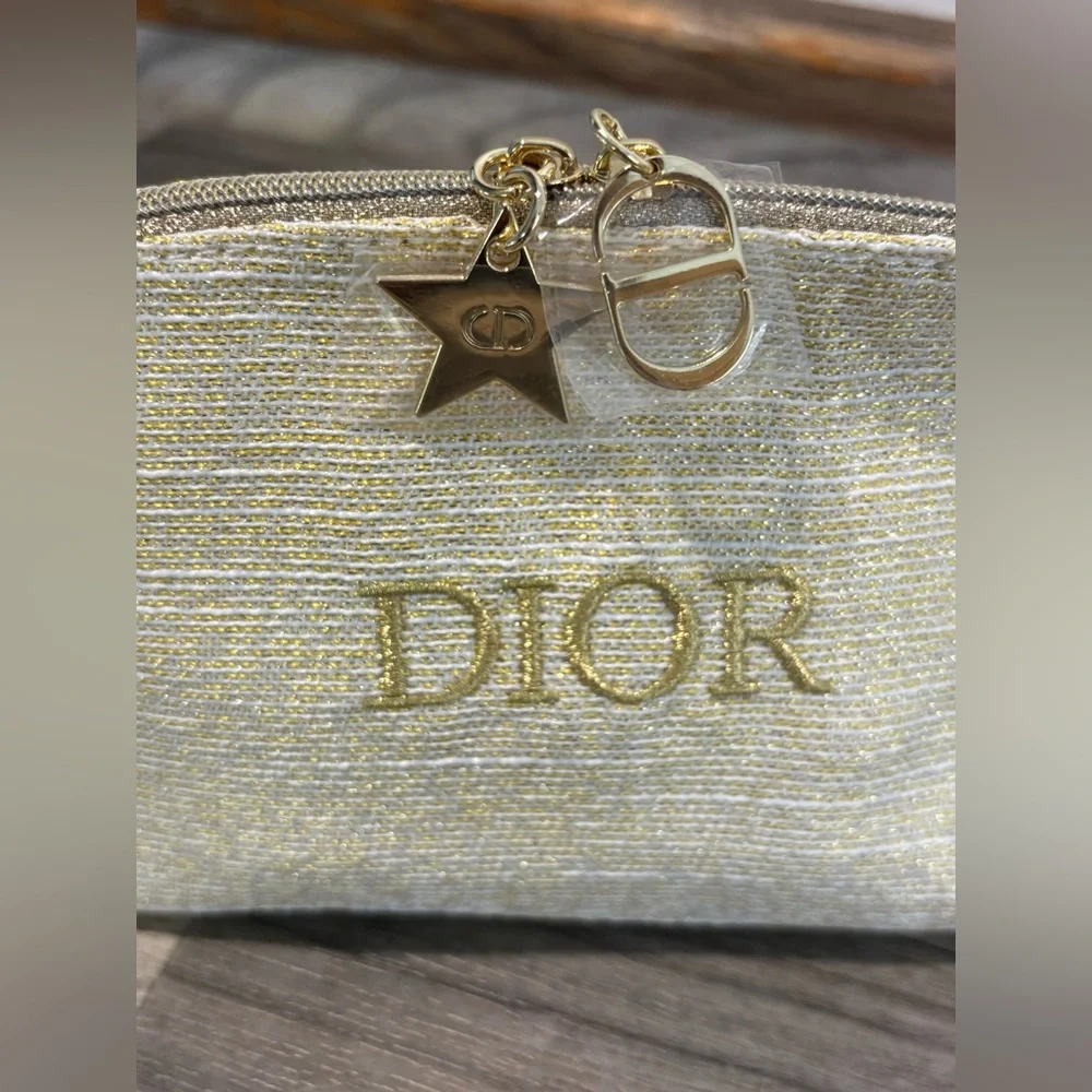 Dior Golden Sparkle Cosmetic Case with 2 Dior Pendants! NEW WITH BOX. - Picture 8 of 12
